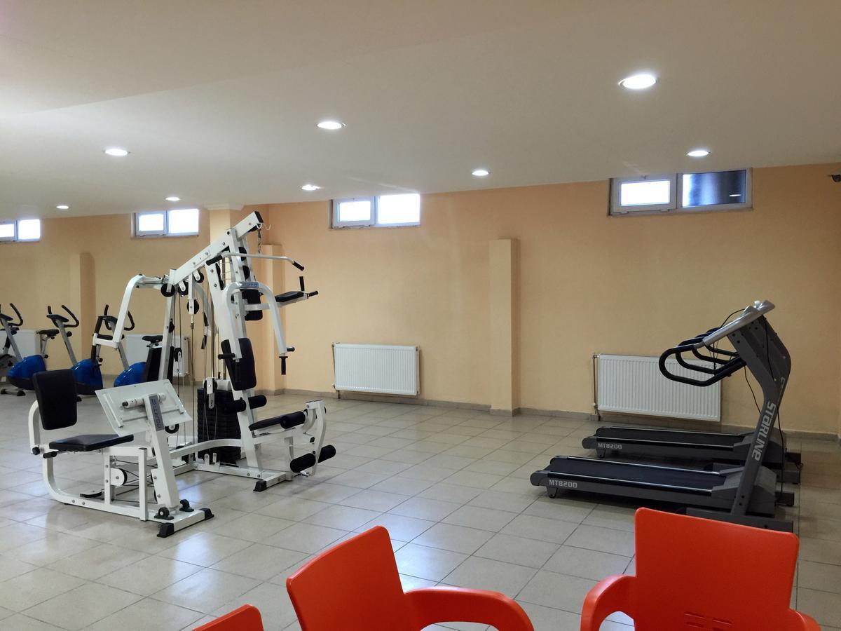Ustundag Otel Keciborlu ภายนอก รูปภาพ