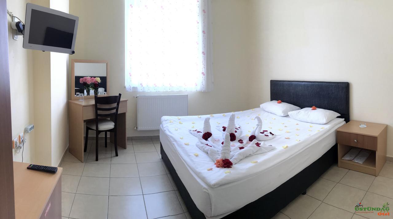 Ustundag Otel Keciborlu ภายนอก รูปภาพ