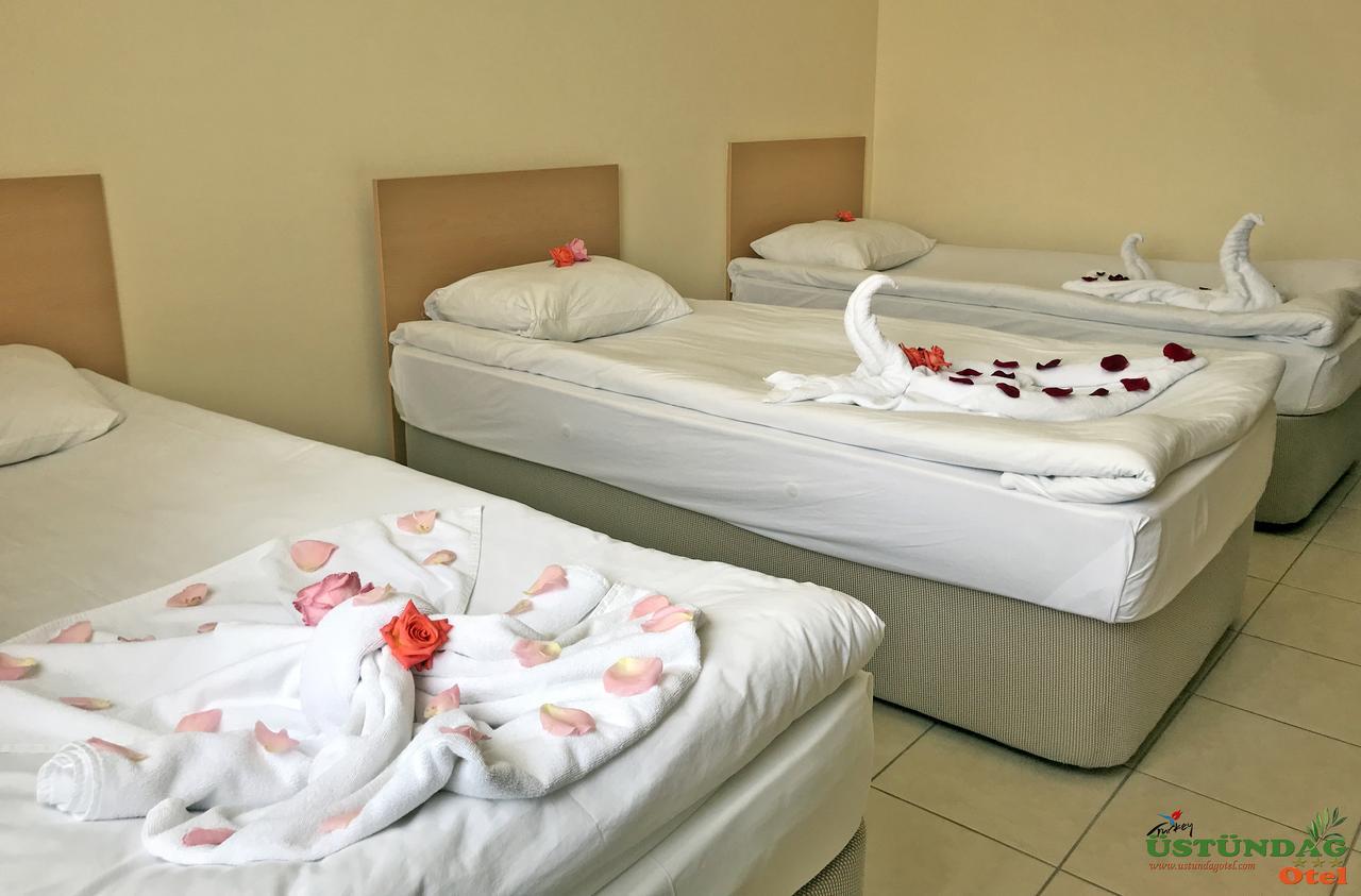 Ustundag Otel Keciborlu ภายนอก รูปภาพ